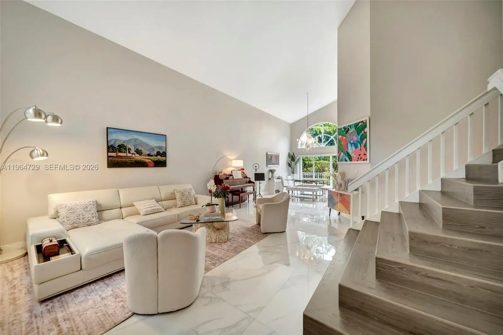 4 bedroom 3 bath Residential for sale at 10880 NW 58th Ter, Doral FL 33178