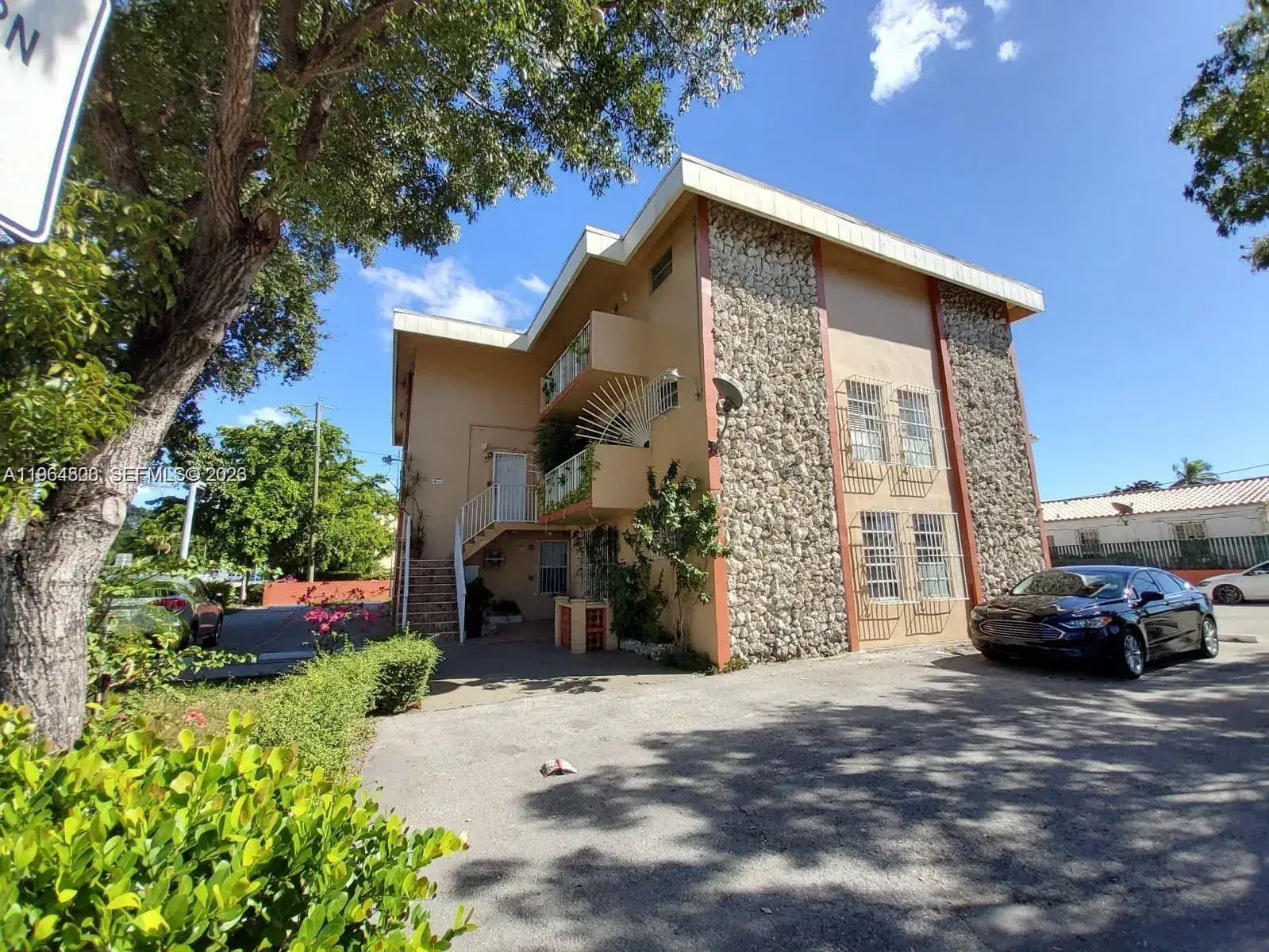 2 bedroom 1 bath Residential Lease for rent at 11 SW 32nd Ave # 1, Miami FL 33135