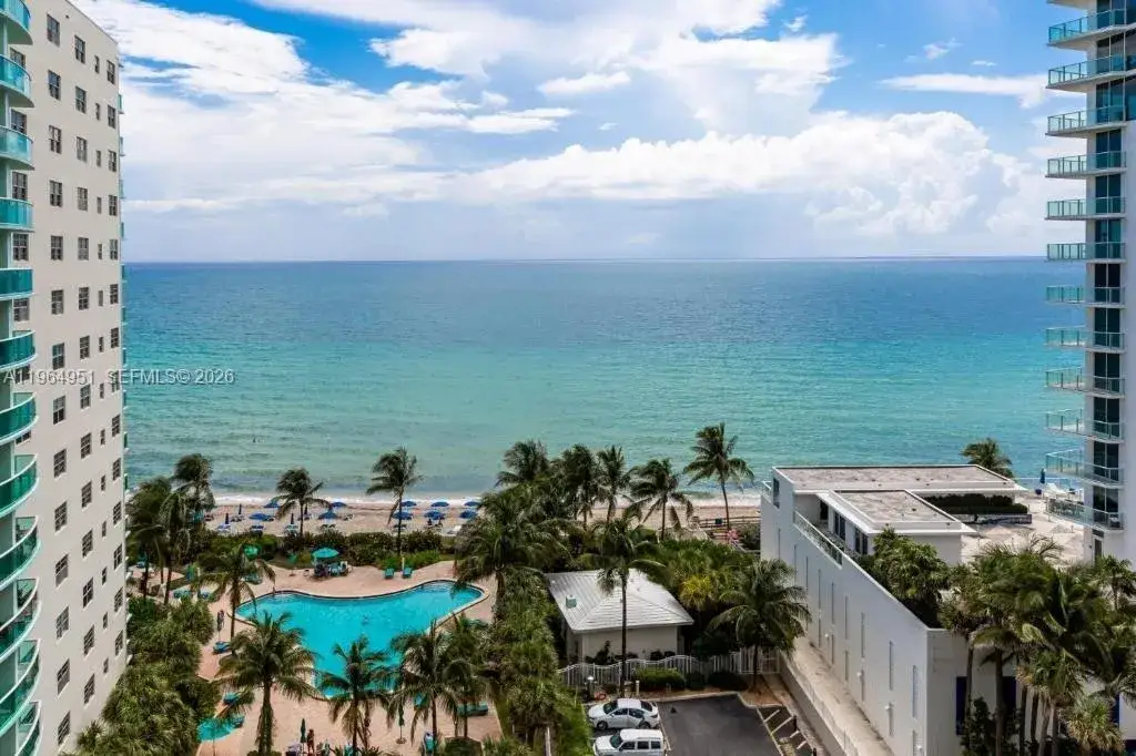 1 bedroom 1 bath Residential Lease for rent at 3901 S Ocean Dr # 1J, Hollywood FL 33019