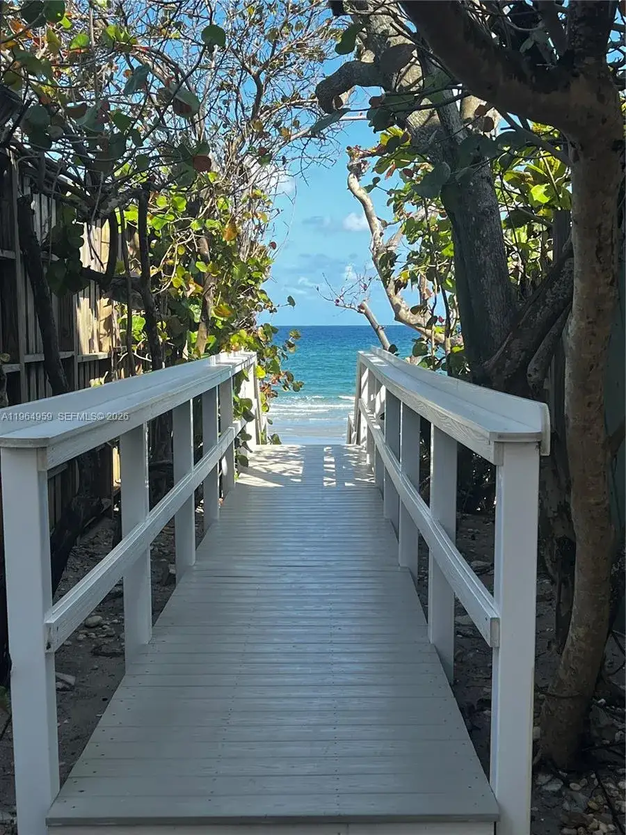 2 bedroom 2 bath Residential for sale at 3604 S Ocean Blvd # 102, Highland Beach FL 33487
