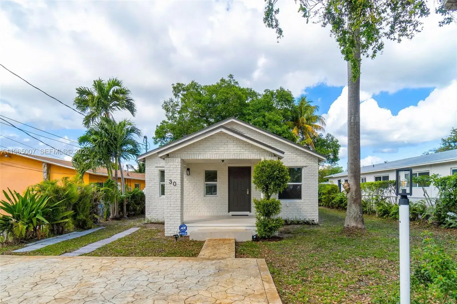 3 bedroom 2 bath Residential for sale at 30 SW 7th St, Hallandale Beach FL 33009