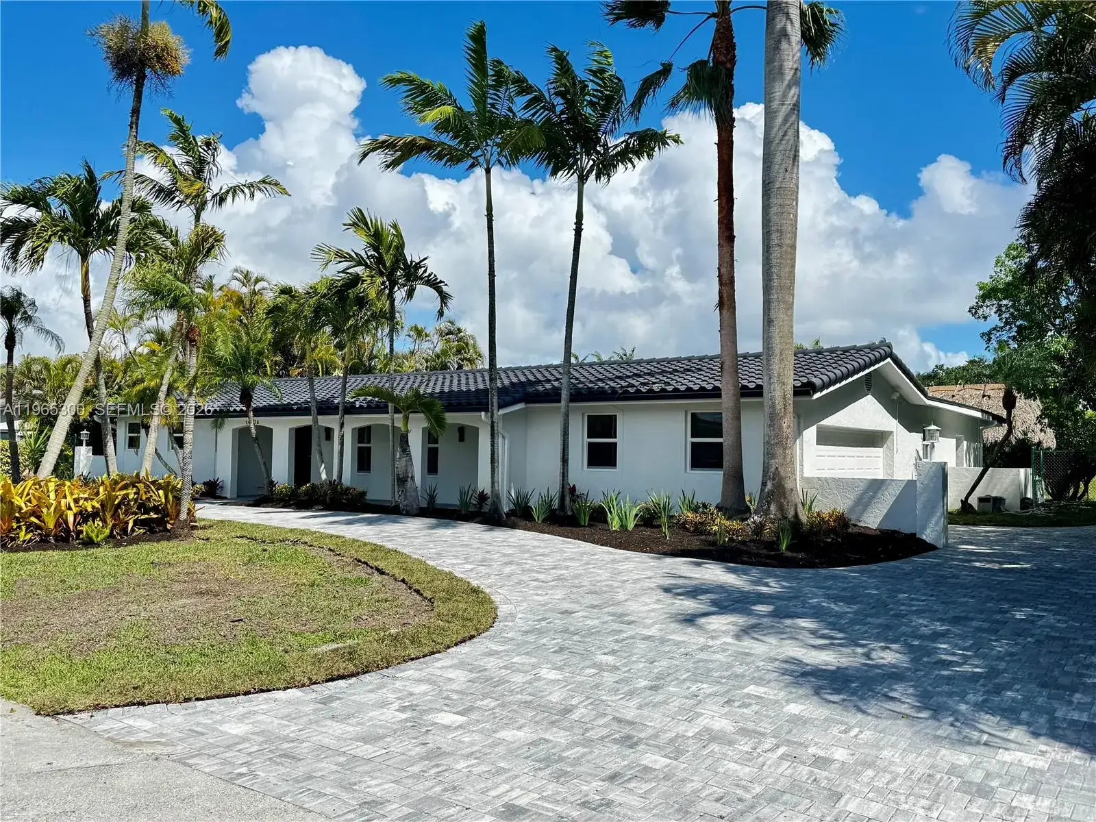 4 bedroom 3 bath Residential for sale at 14675 SW 78th Ave, Palmetto Bay FL 33158