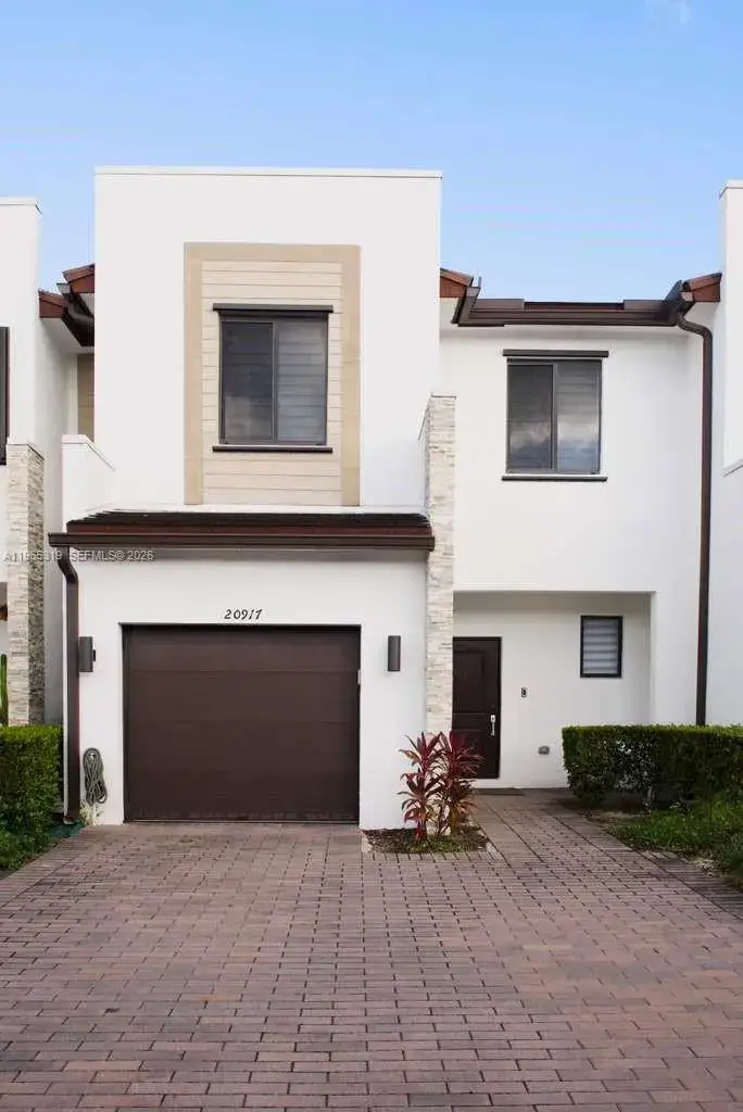 3 bedroom 2 bath Residential for sale at 20917 NE 8th Ave, Miami FL 33179