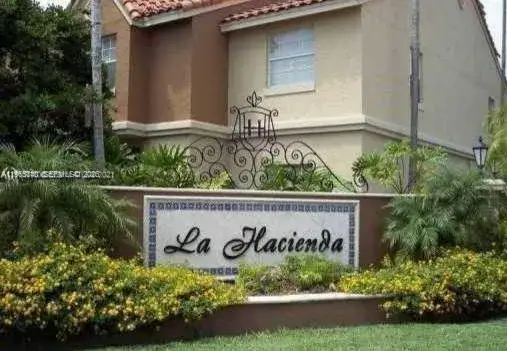 1 bedroom 1 bath Residential for sale at 18308 NW 68th Ave # B, Hialeah FL 33015