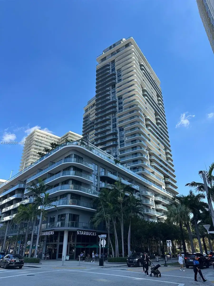 1 bedroom 1 bath Residential for sale at 121 NE 34th St # 1505, Miami FL 33137