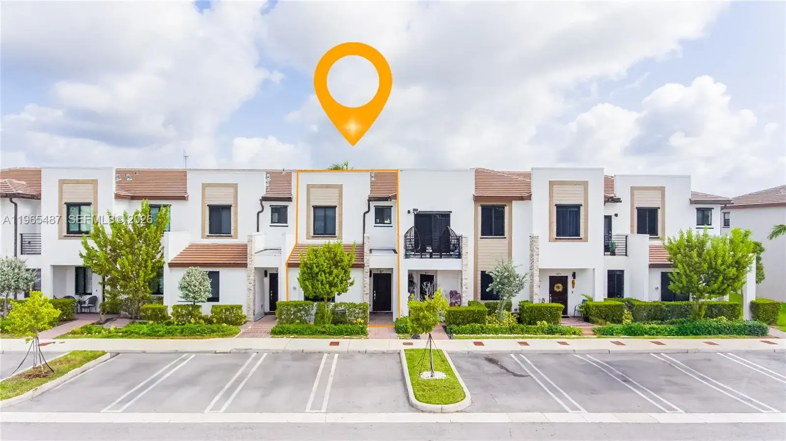 3 bedroom 3 bath Residential Lease for rent at 817 NE 211th St # 0, Miami FL 33179