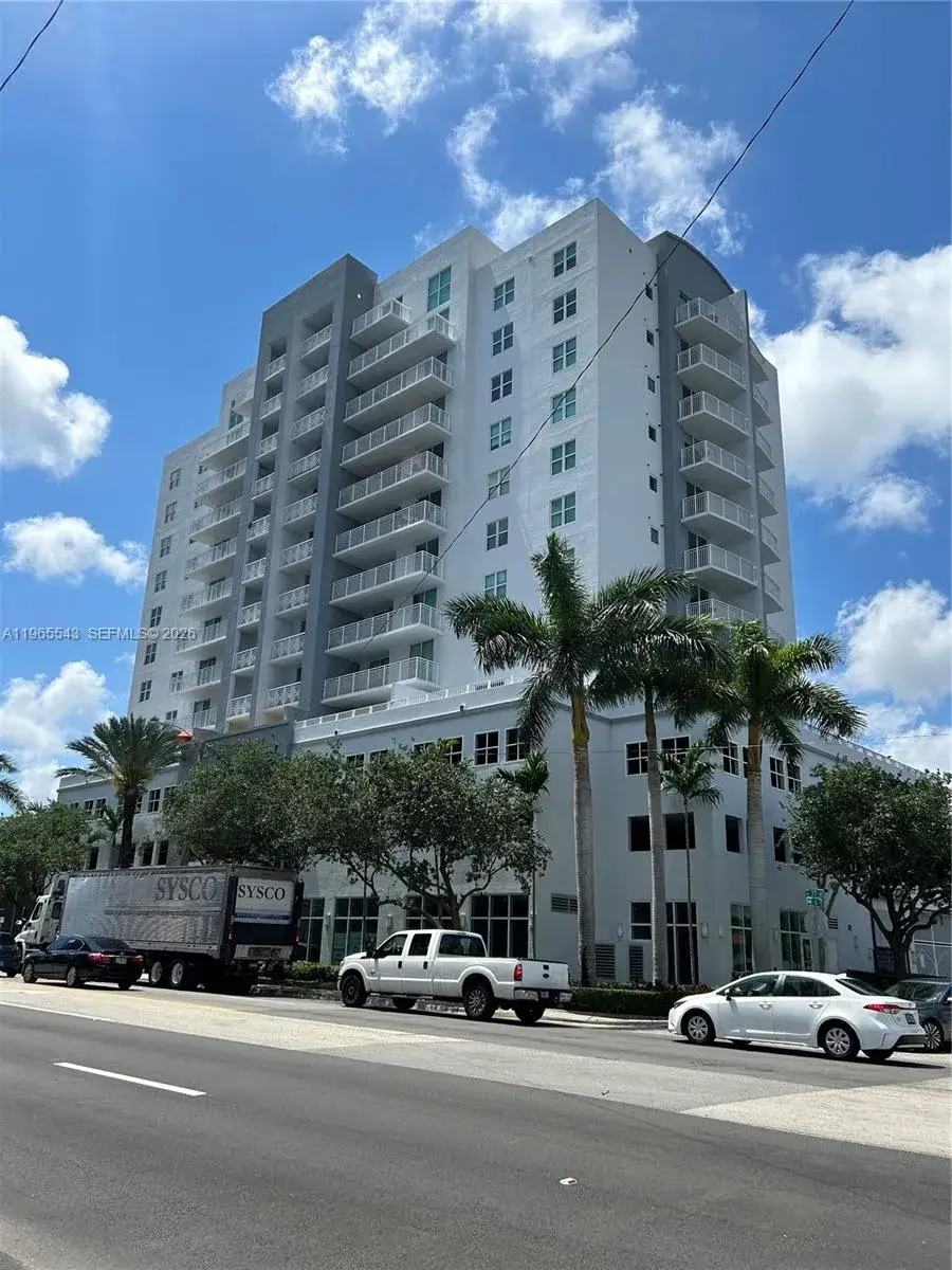 1 bedroom 1 bath Residential Lease for rent at 60 NW 37th Ave # 1205, Miami FL 33125