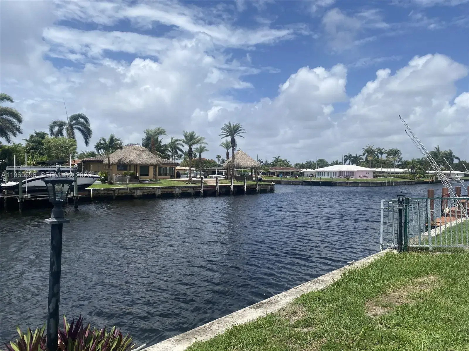 2 bedroom 2 bath Residential for sale at 840 Pine Dr # 204, Pompano Beach FL 33060