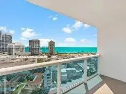 1 bedroom 1 bath Residential Lease for rent at 6770 Indian Creek Dr # 10B, Miami Beach FL 33141