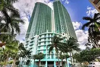 1 bedroom 1 bath Residential for sale at 1900 N Bayshore Dr # 508, Miami FL 33132