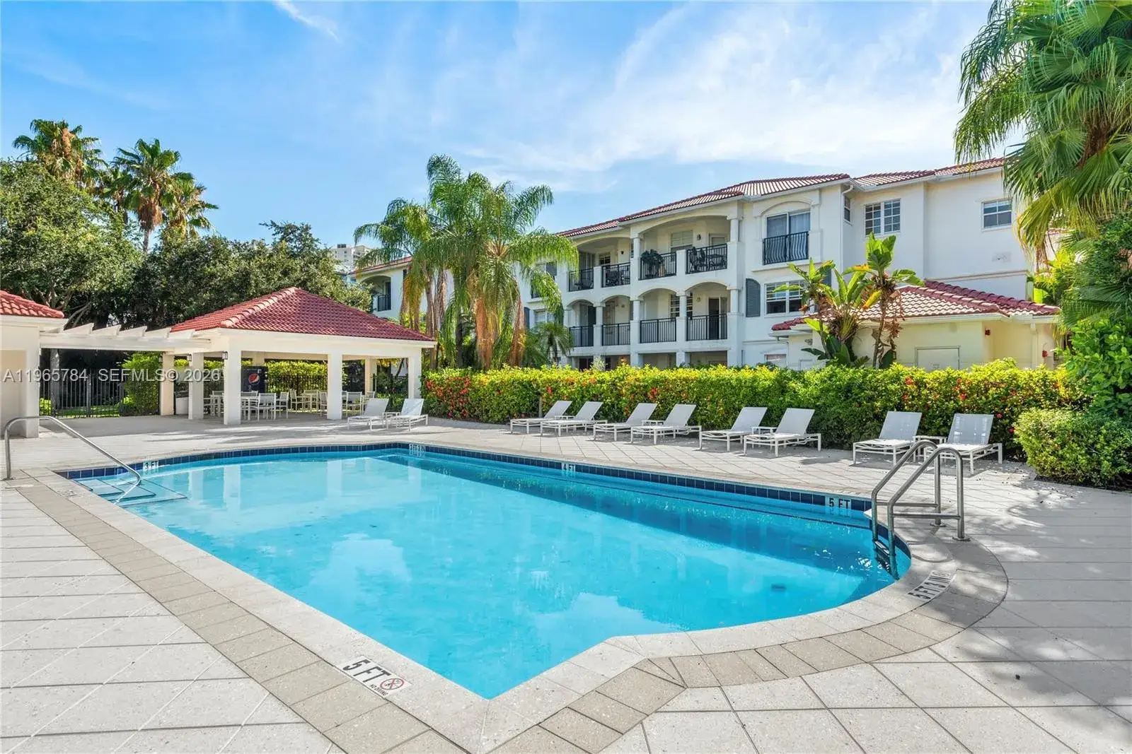 2 bedroom 2 bath Residential Lease for rent at 3145 NE 184th St # 5305, Aventura FL 33160