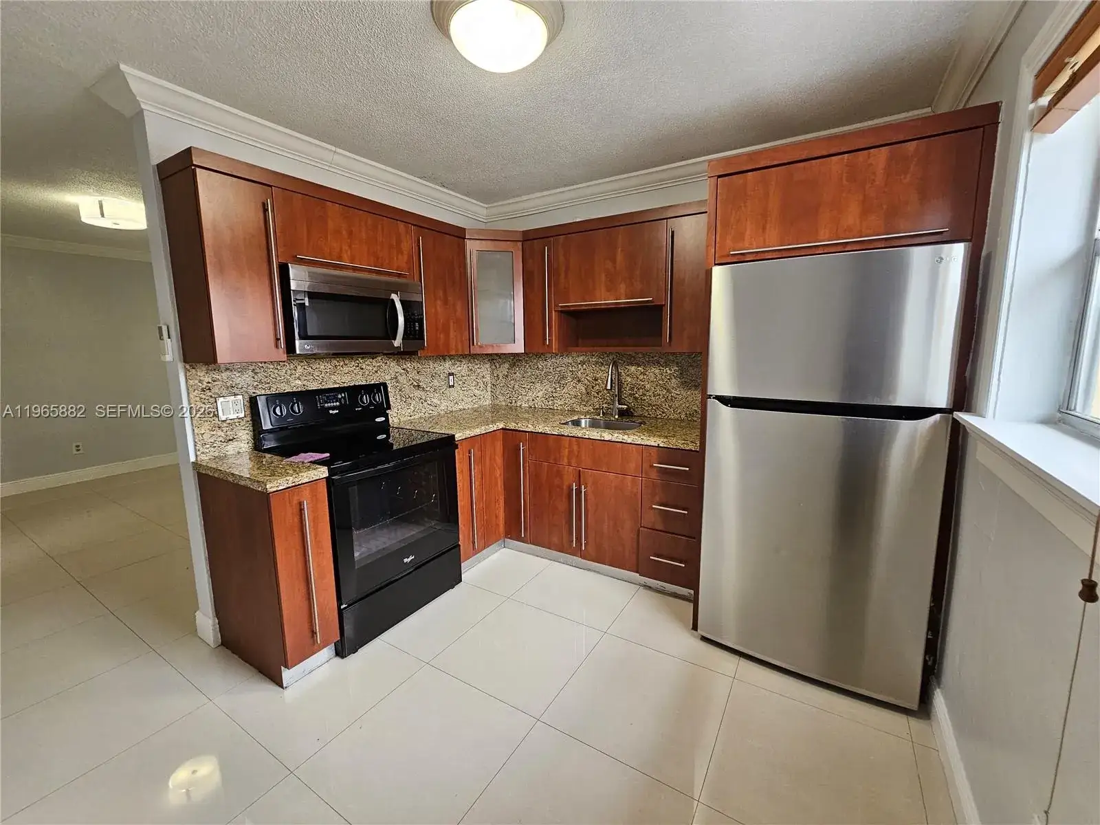 1 bedroom 1 bath Residential Lease for rent at 47 NW 47th Ave # 16, Miami FL 33126