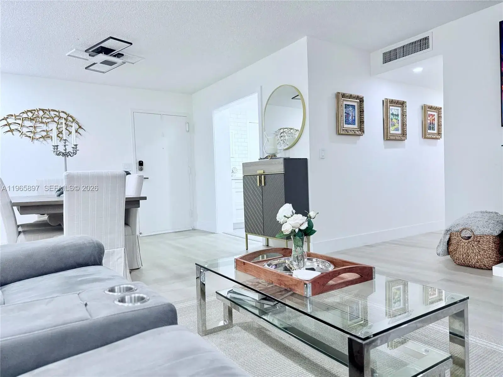 2 bedroom 2 bath Residential for sale at 6000 NE 22nd Way # 5C, Fort Lauderdale FL 33308