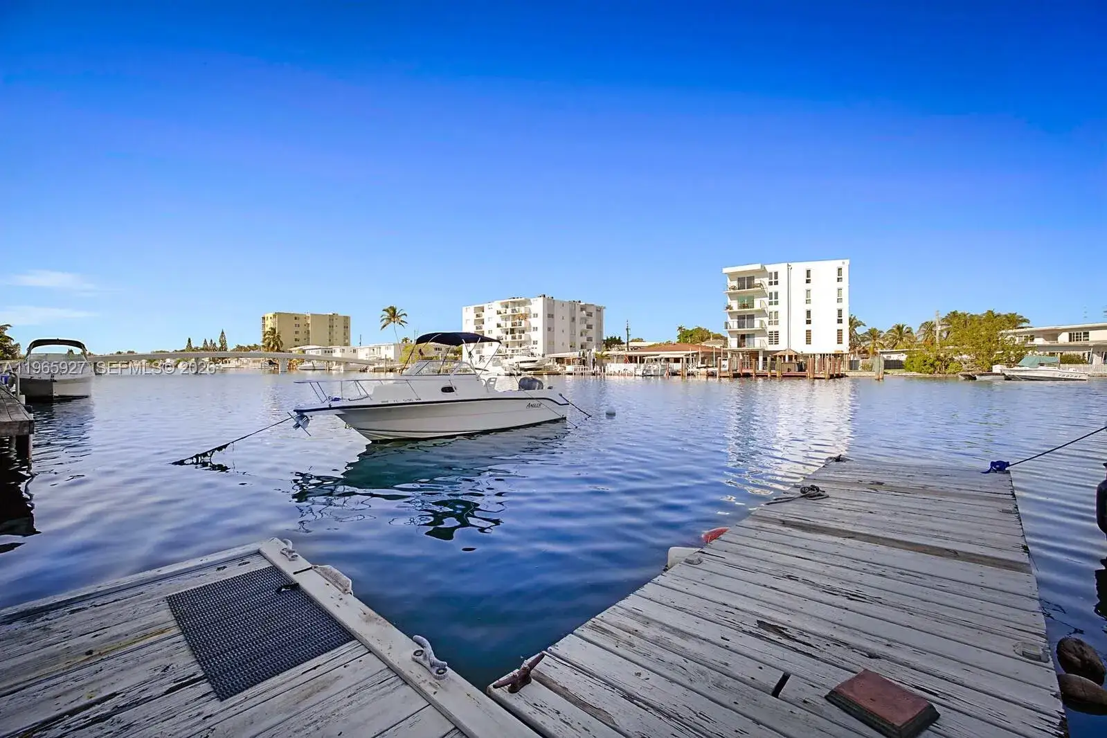 1 bedroom 1 bath Residential Lease for rent at 8142 Byron Ave # 3, Miami Beach FL 33141