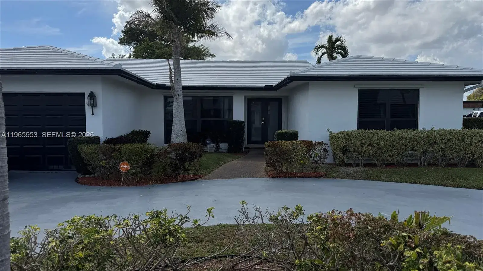 3 bedroom 2 bath Residential for sale at 4905 Bayberry Ln, Tamarac FL 33319
