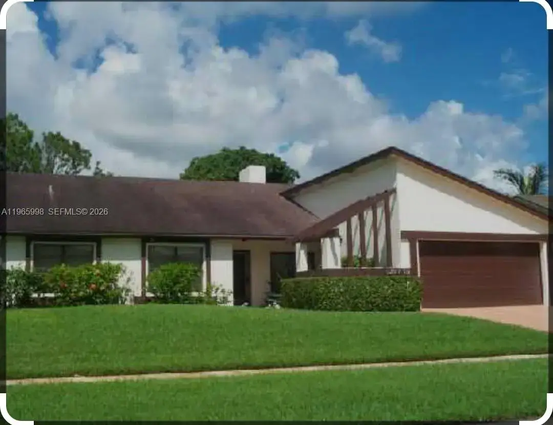 3 bedroom 2 bath Residential Lease for rent at 114 Sevilla Ave, Royal Palm Beach FL 33411