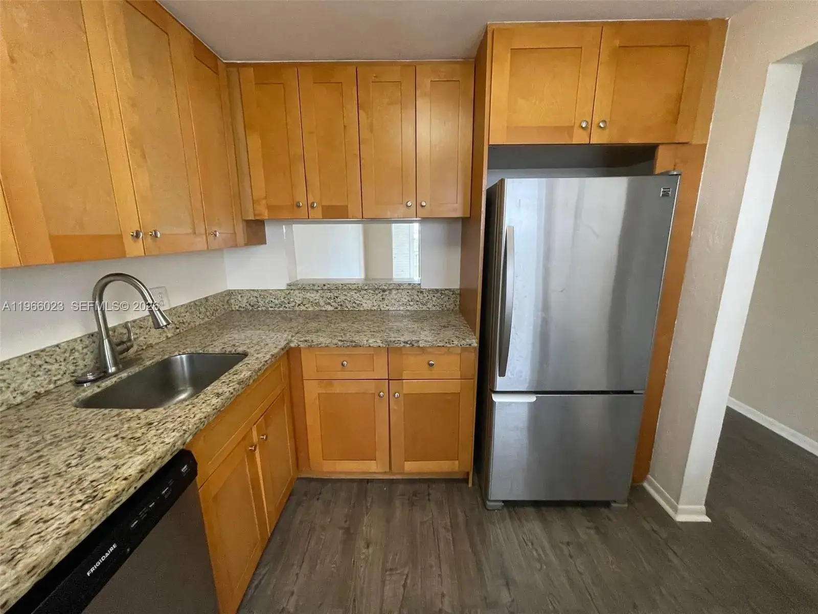 1 bedroom 1 bath Residential Lease for rent at 4700 Washington St # 507, Hollywood FL 33021
