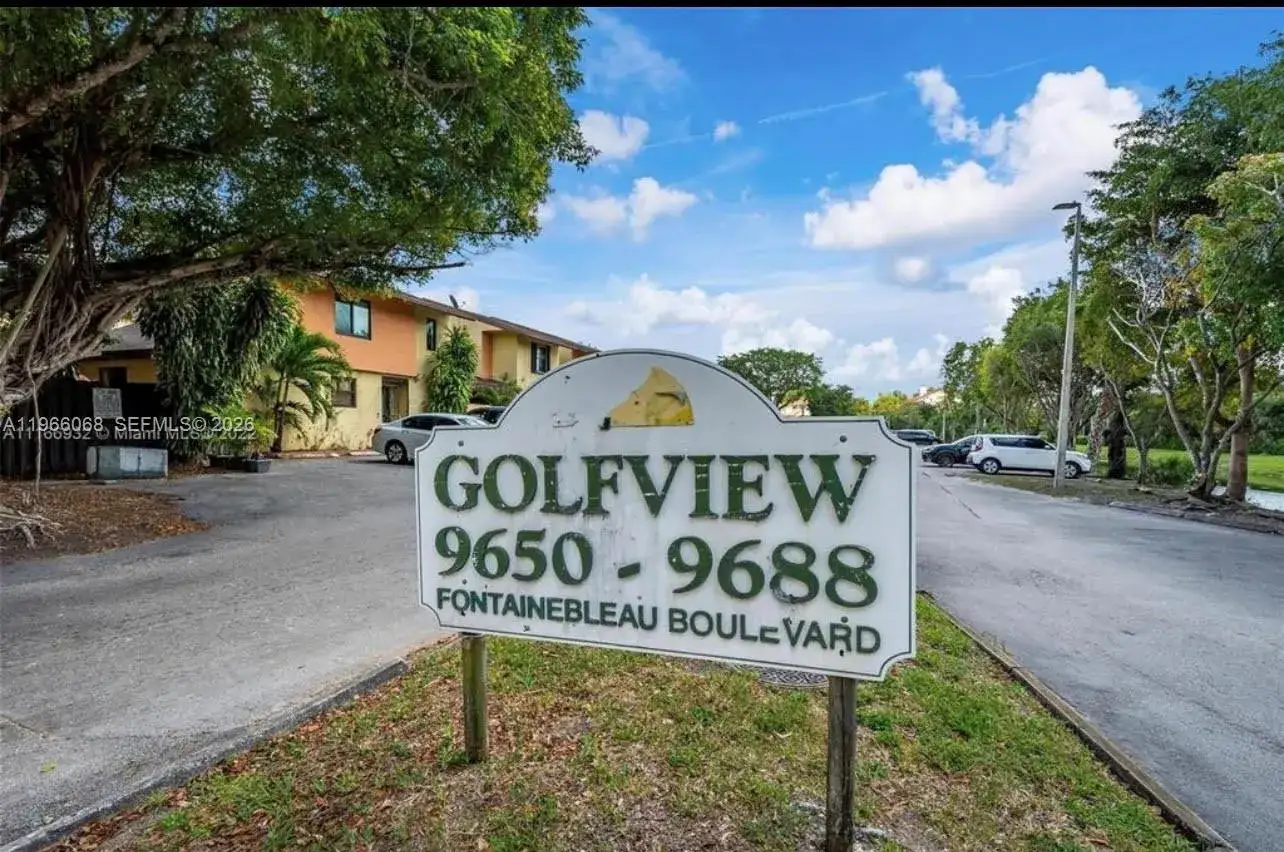 2 bedroom 2 bath Residential for sale at 9678 Fontainebleau Blvd # 308, Miami FL 33172