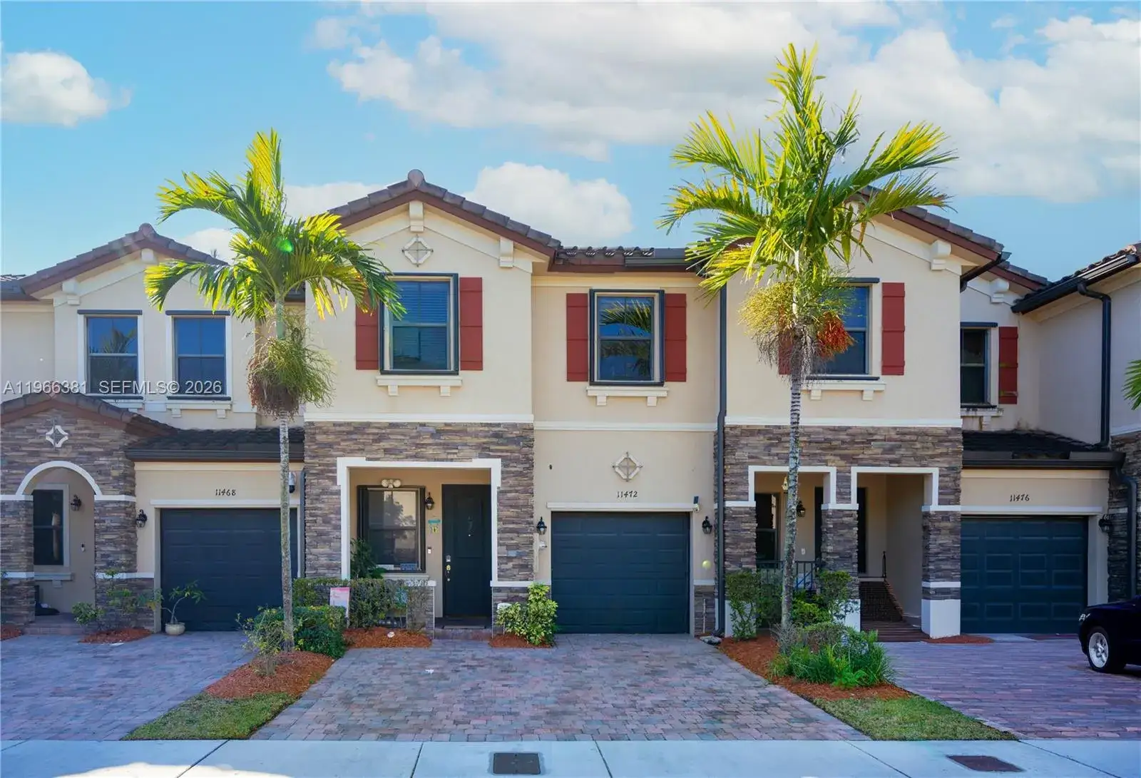 3 bedroom 3 bath Residential for sale at 11472 SW 254th St, Homestead FL 33032