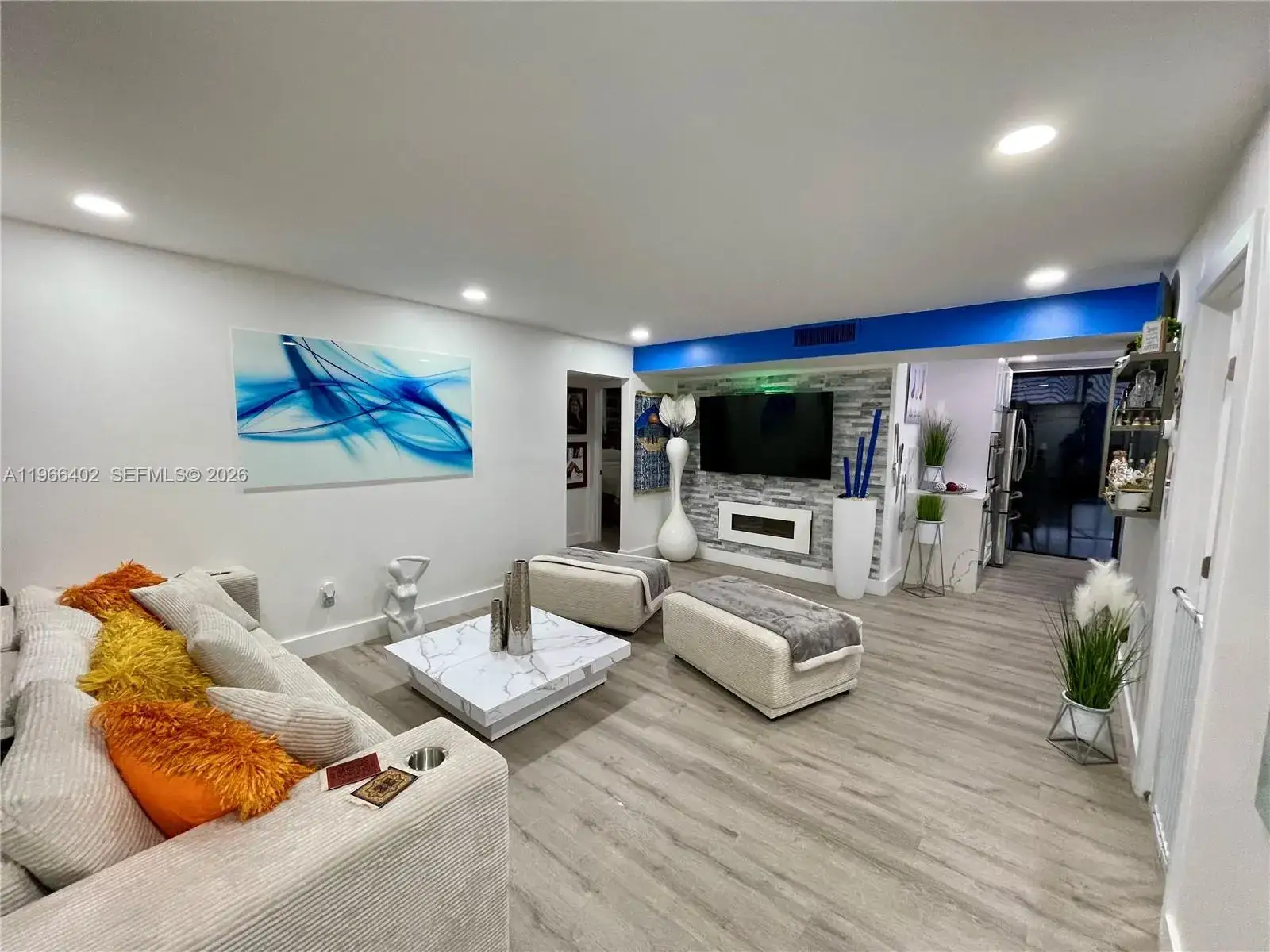 3 bedroom 2 bath Residential for sale at 8635 NW 8th St # 311, Miami FL 33126