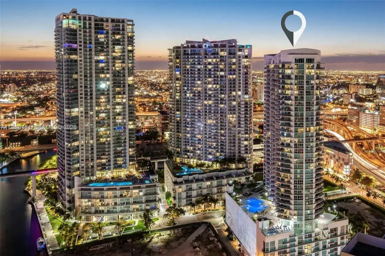 2 bedroom 2 bath Residential for sale at 350 S Miami Ave # 2714, Miami FL 33130