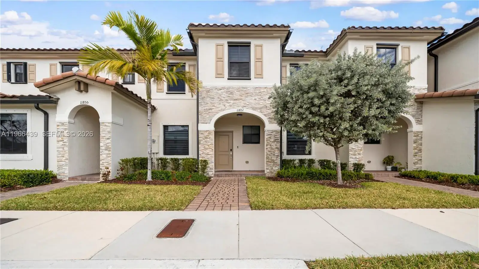 3 bedroom 2 bath Residential for sale at 11851 SW 246th Ter, Homestead FL 33032