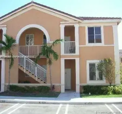 2 bedroom 2 bath Residential for sale at 17720 NW 73rd Ave # 105, Hialeah FL 33015