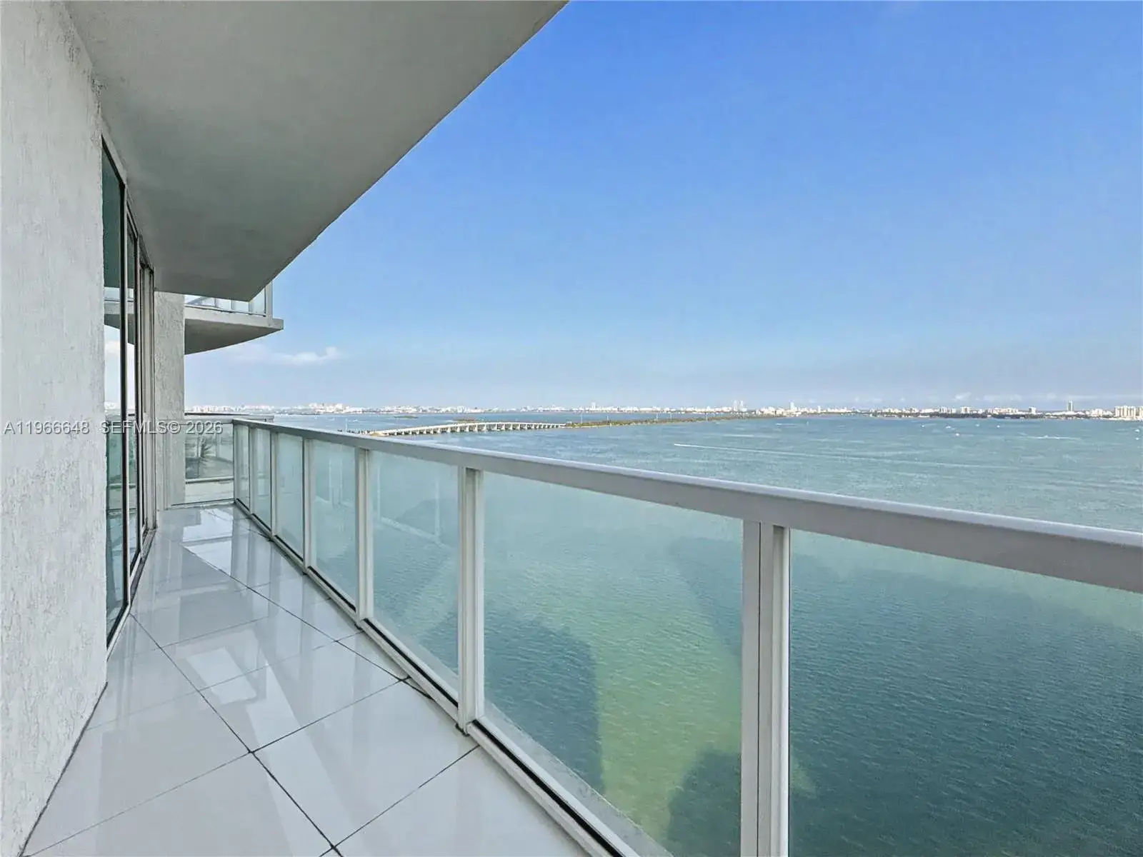 1 bedroom 1 bath Residential Lease for rent at 665 NE 25th St # 2102, Miami FL 33137