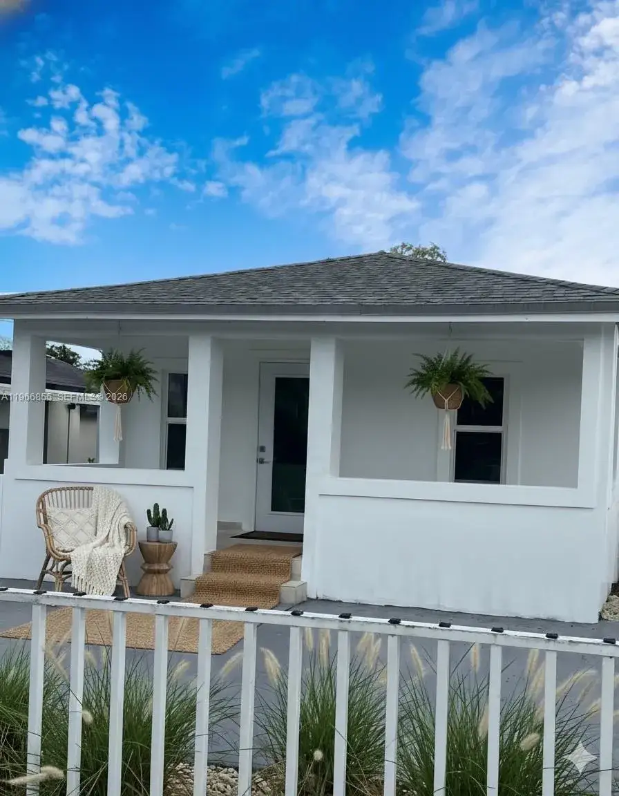 3 bedroom 1 bath Residential for sale at 81 NW 44th St, Miami FL 33127