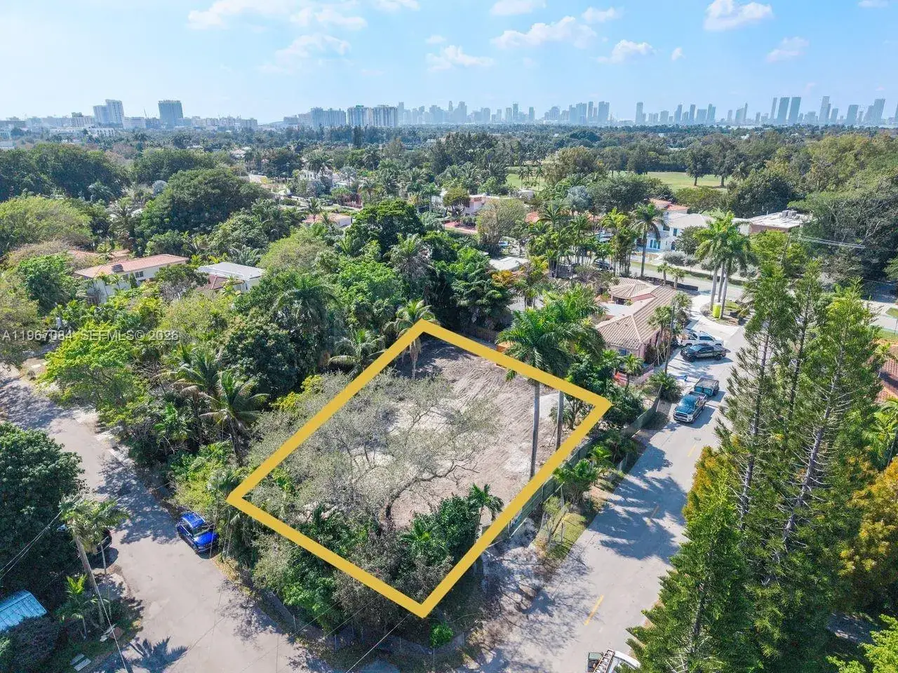 5 bedroom 4 bath Residential for sale at 2880 Fairgreen Dr, Miami Beach FL 33140