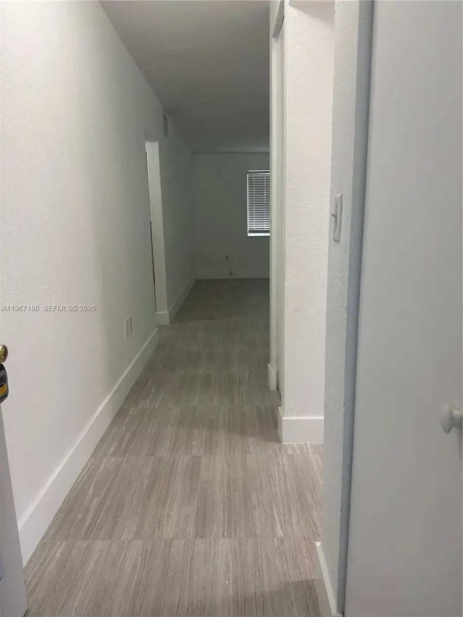 2 bedroom 1 bath Residential for sale at 17255 SW 95th Ave # 211, Palmetto Bay FL 33157