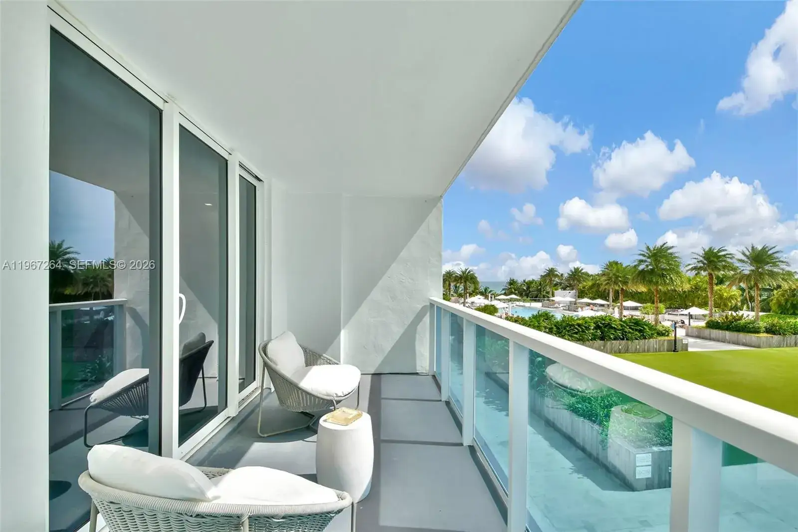 1 bedroom 2 bath Residential for sale at 2301 Collins Ave # 303, Miami Beach FL 33139