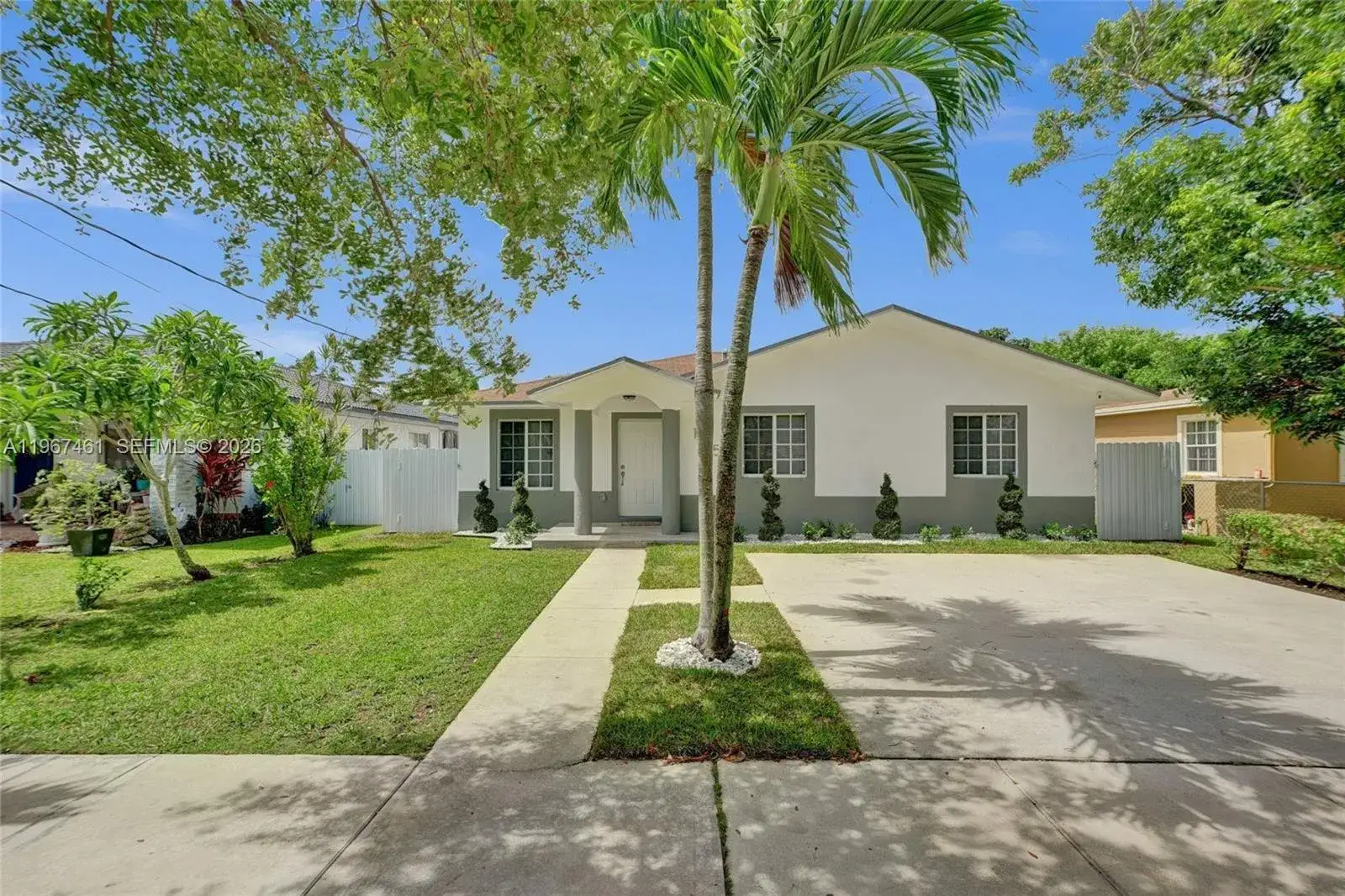 4 bedroom 2 bath Residential Lease for rent at 12254 SW 217th St, Miami FL 33170