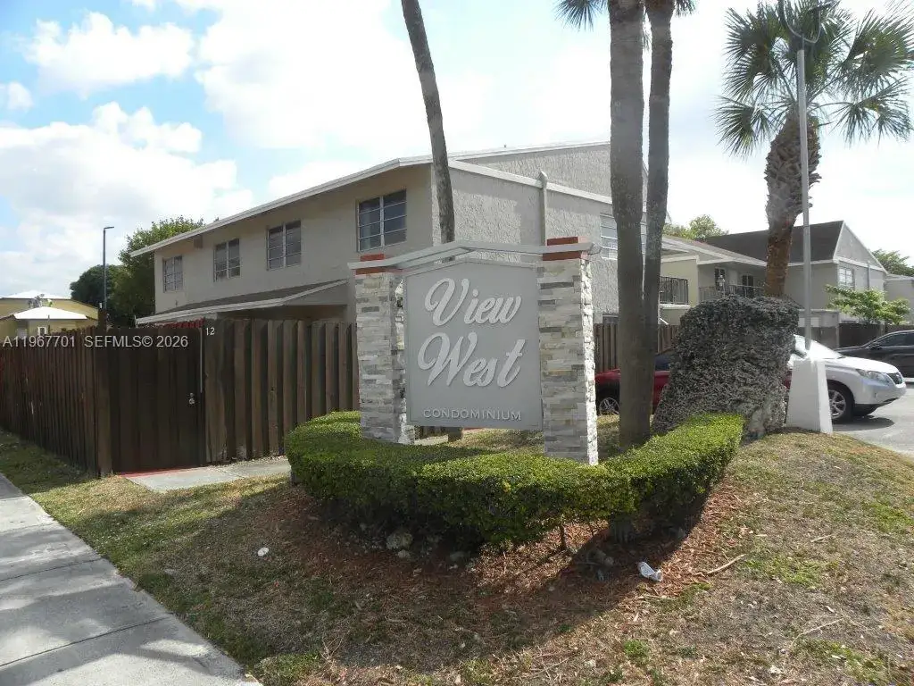 2 bedroom 2 bath Residential for sale at 15690 SW 82nd Cir Ln # 1, Miami FL 33193