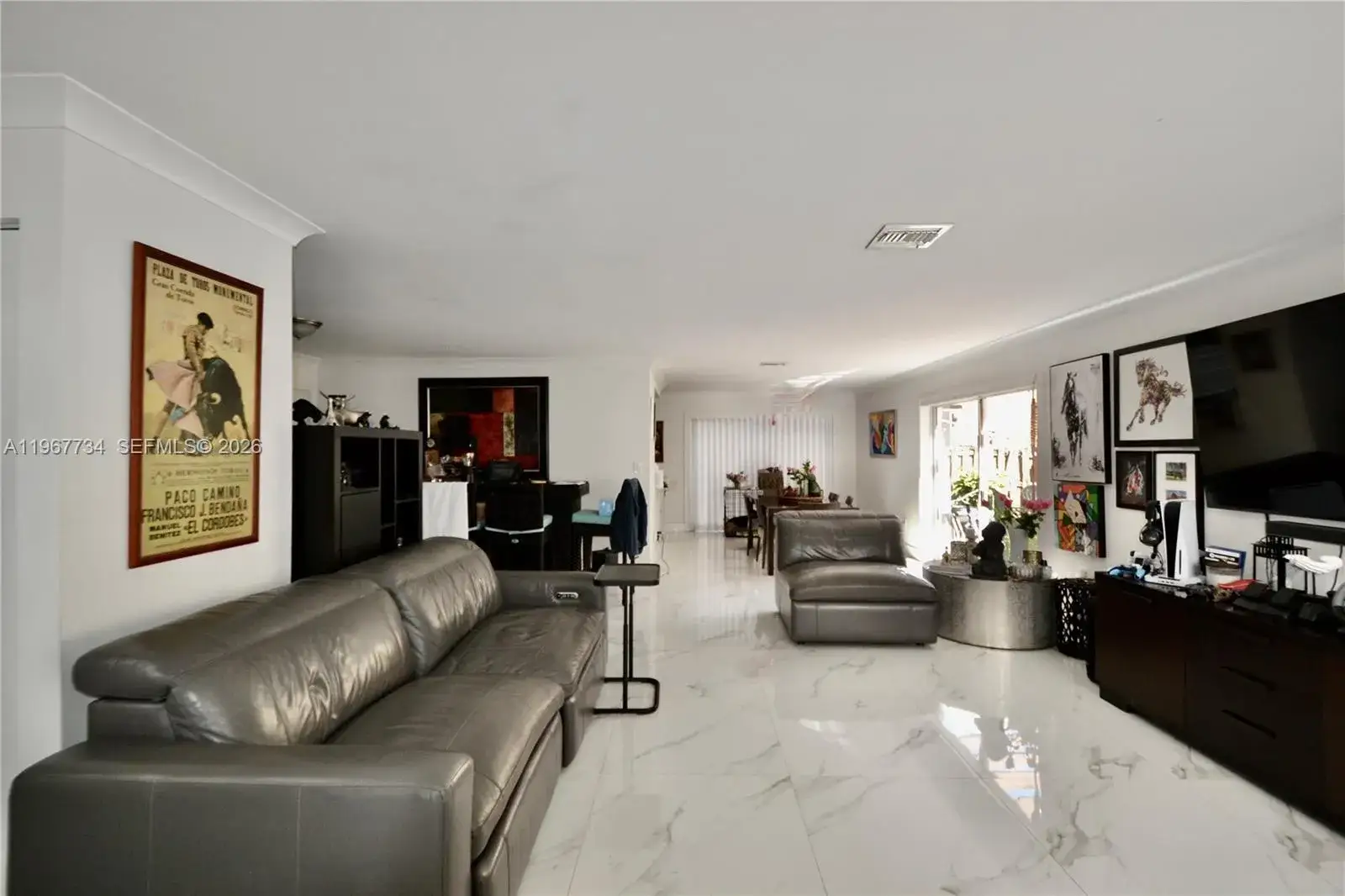 3 bedroom 2 bath Residential for sale at 15115 SW 109th St, Miami FL 33196