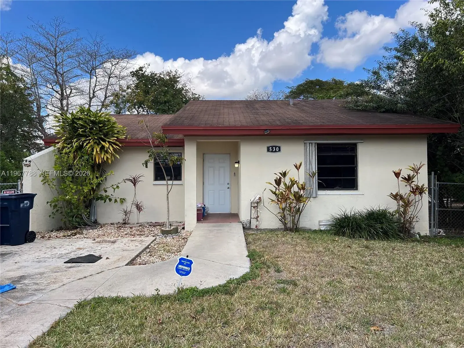 3 bedroom 2 bath Residential for sale at 530 SW 5th St, Florida City FL 33034
