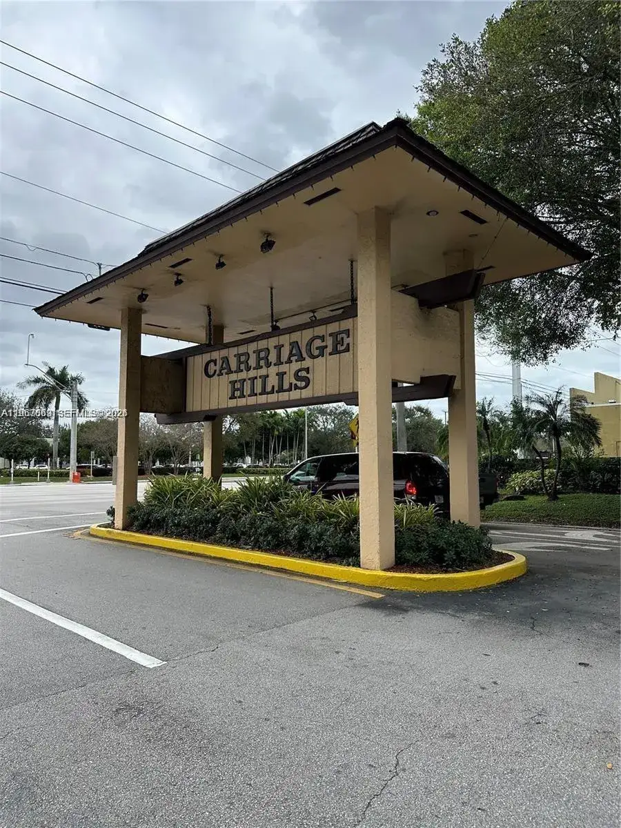 1 bedroom 1 bath Residential Lease for rent at 200 Ashbury Rd # 209, Hollywood FL 33024