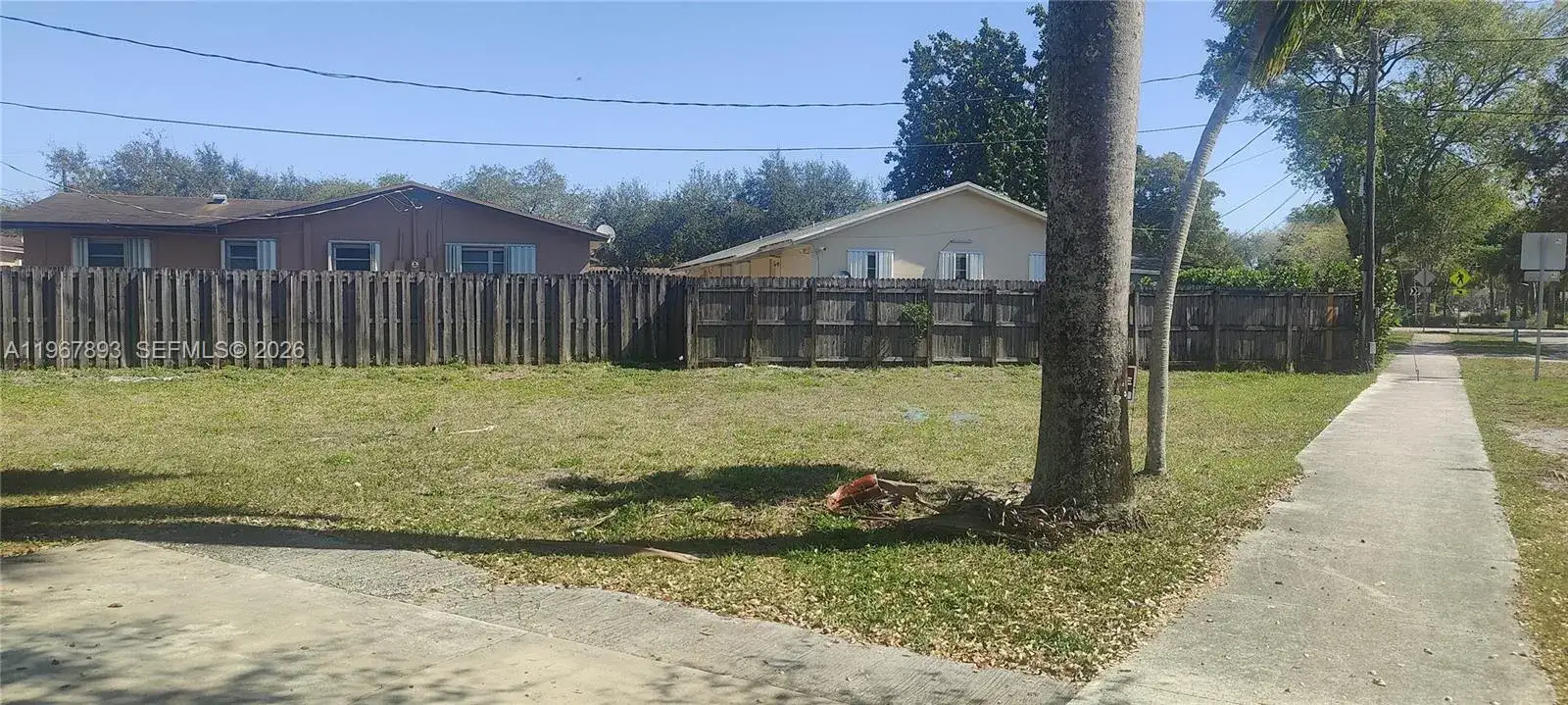 5825 Fillmore St, Hollywood FL 33021