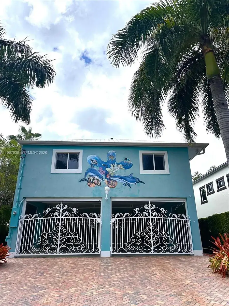 3 bedroom 2 bath Residential for sale at 24 Tarpon Ave, Key Largo FL 33037