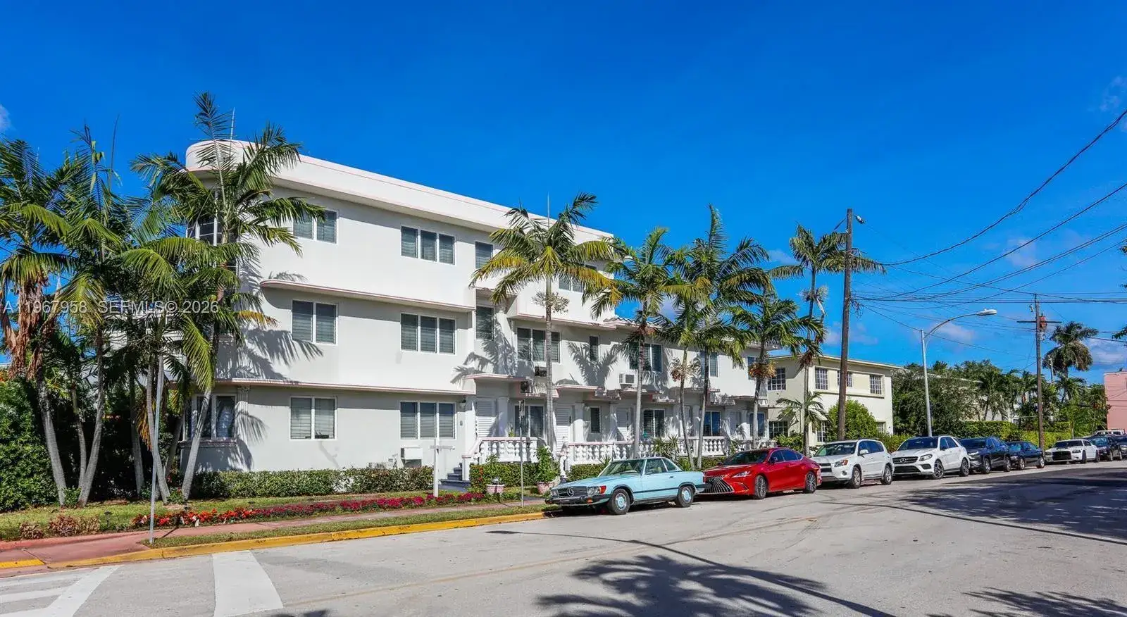 1 bedroom 1 bath Residential Lease for rent at 841 W 40th St # 2, Miami Beach FL 33140