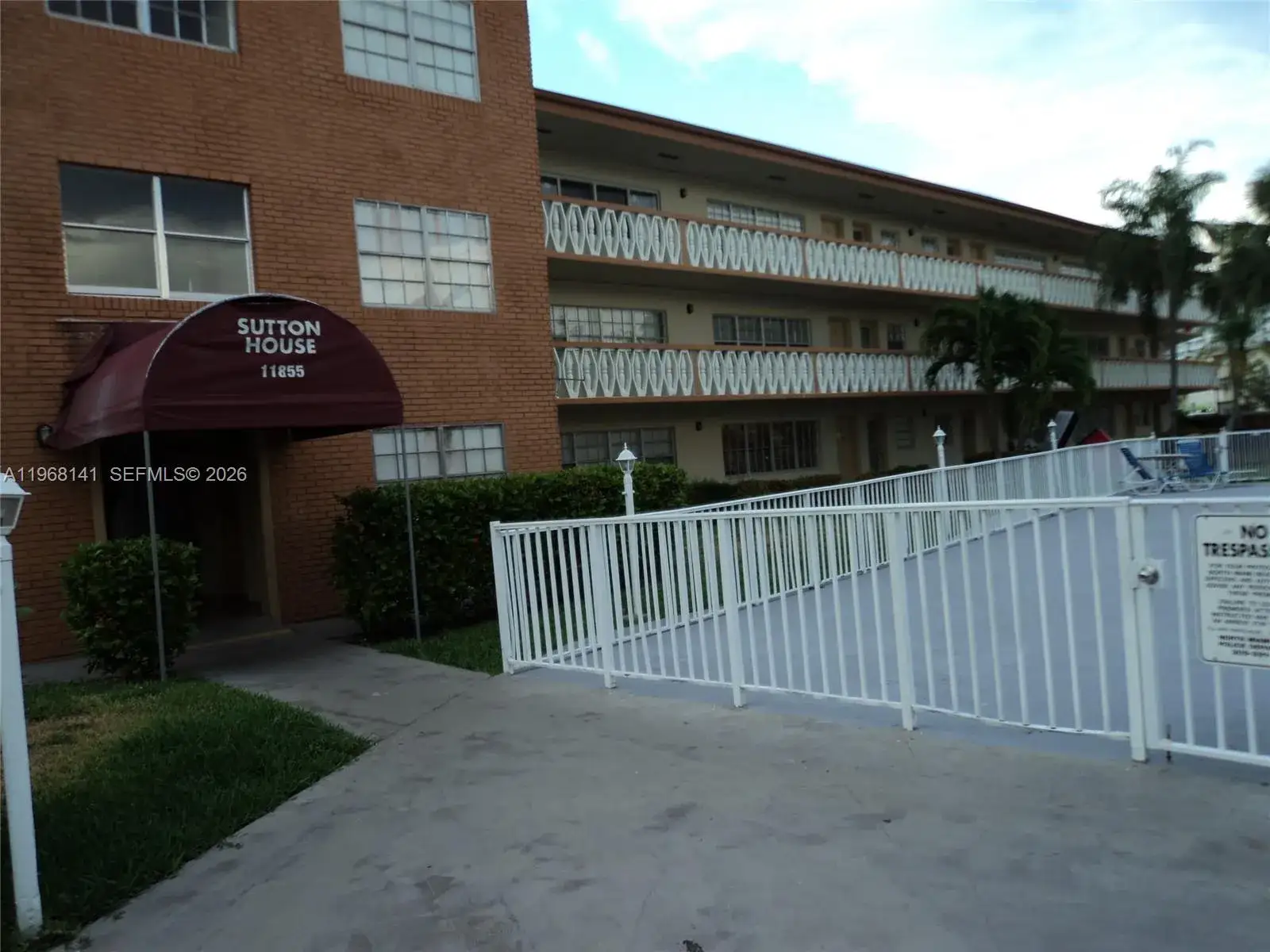 2 bedroom 2 bath Residential for sale at 11855 NE 19th Dr # 5, North Miami FL 33181