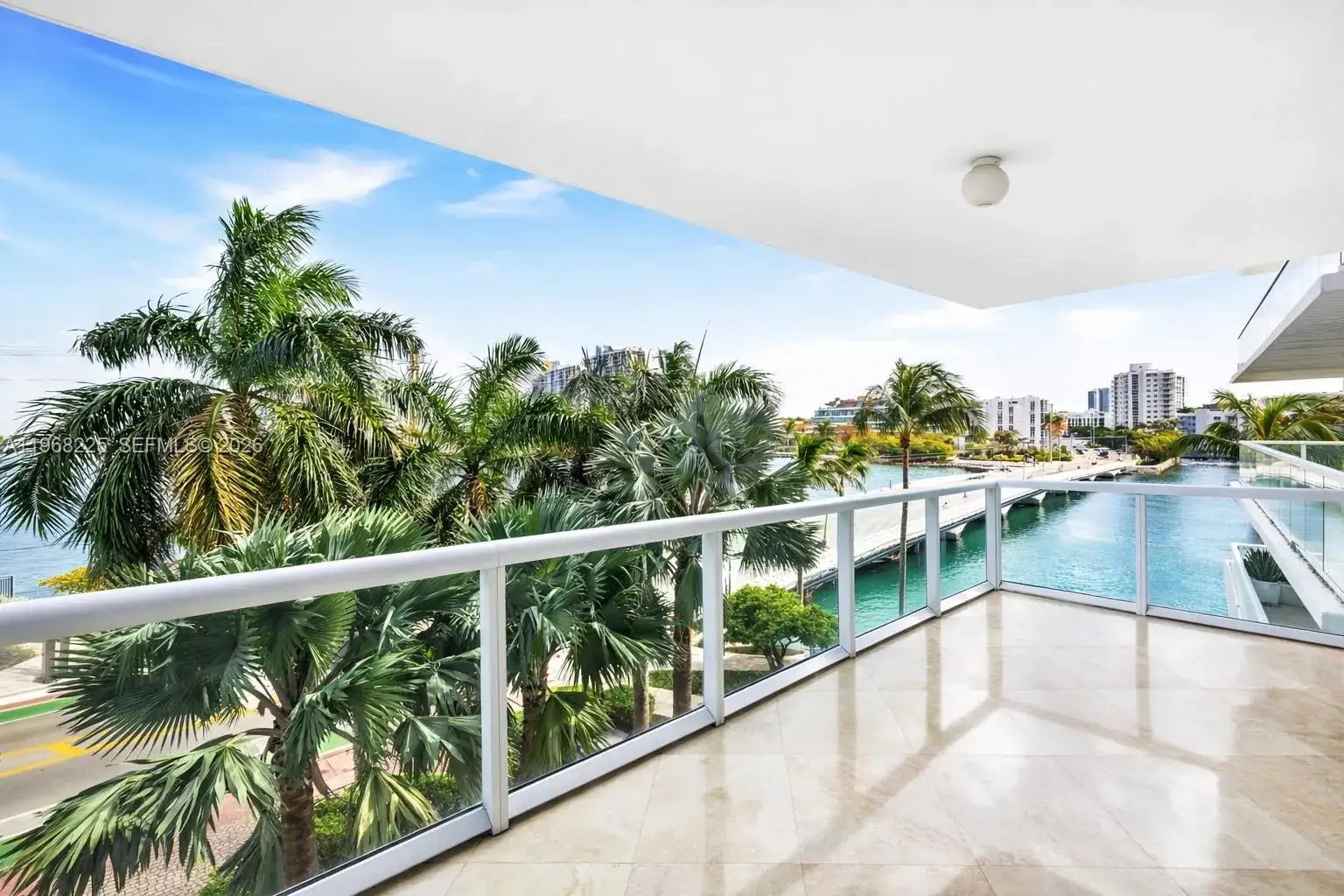 2 bedroom 2 bath Residential for sale at 10 Venetian Way # 403, Miami Beach FL 33139