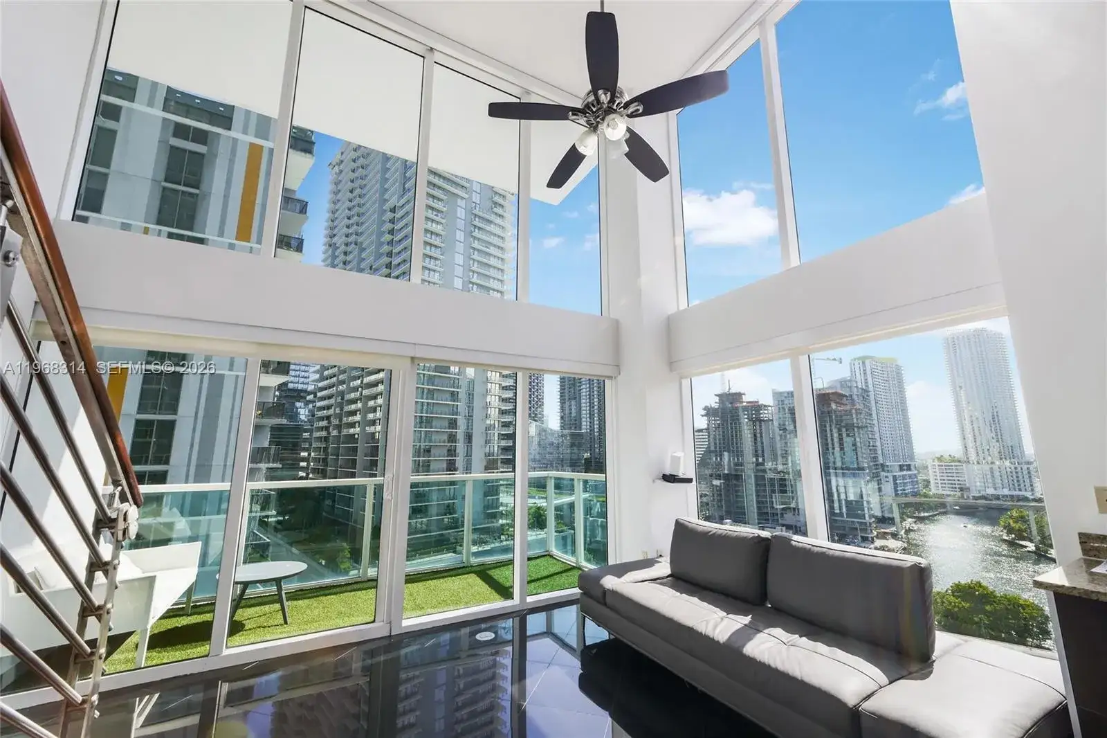 2 bedroom 2 bath Residential for sale at 41 SE 5th St # 1116, Miami FL 33131