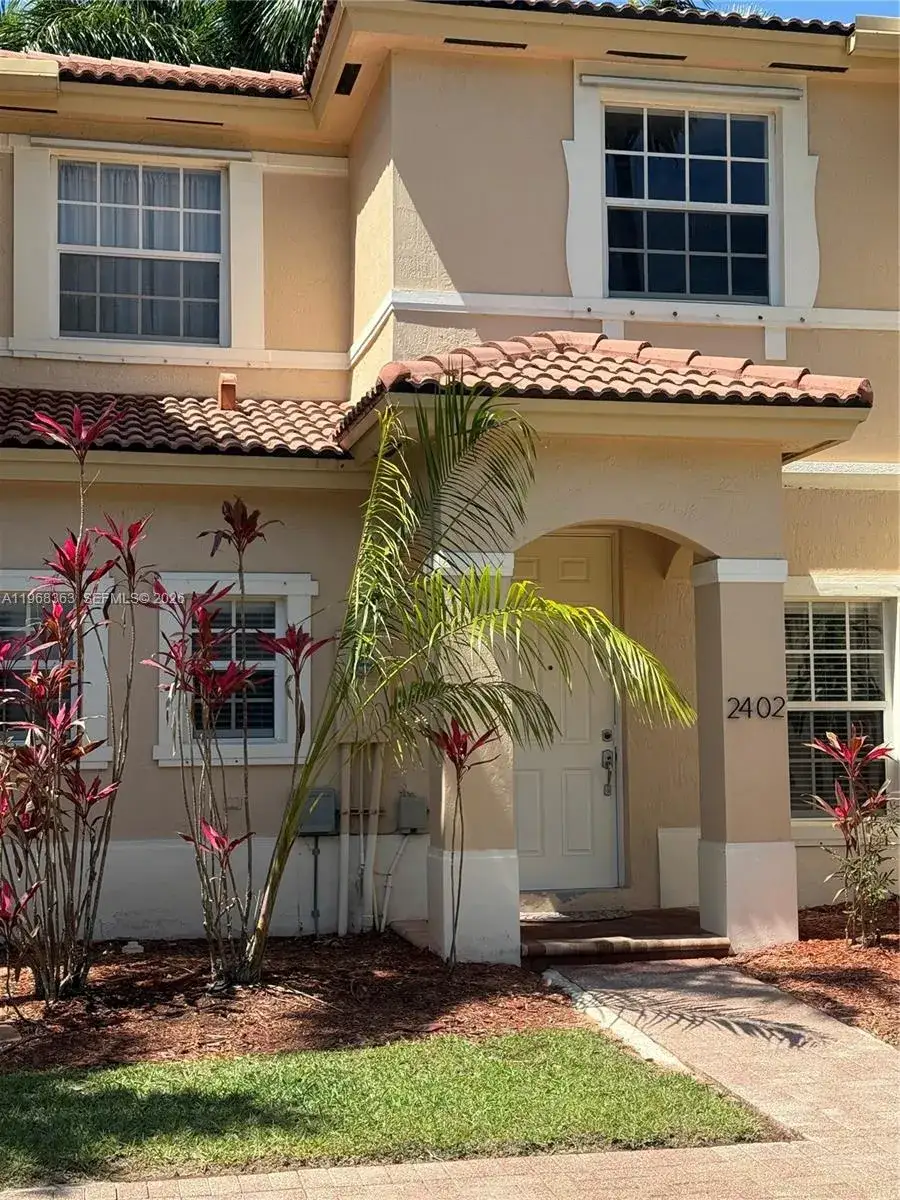 2 bedroom 2 bath Residential for sale at 2402 NE 41st Pl, Homestead FL 33033