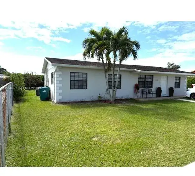 3 bedroom 2 bath Residential for sale at 10752 SW 141st Ln, Miami FL 33176