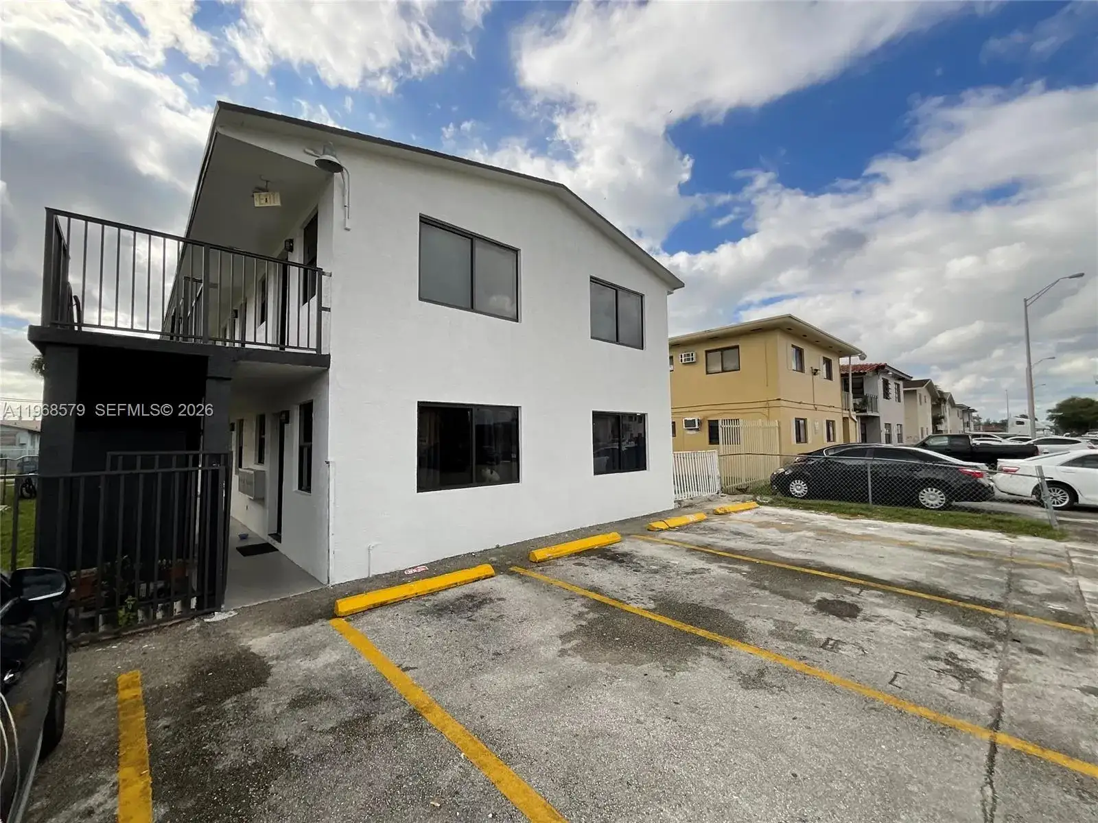 1 bedroom 1 bath Residential Lease for rent at 110 W 26th St # 6, Hialeah FL 33010