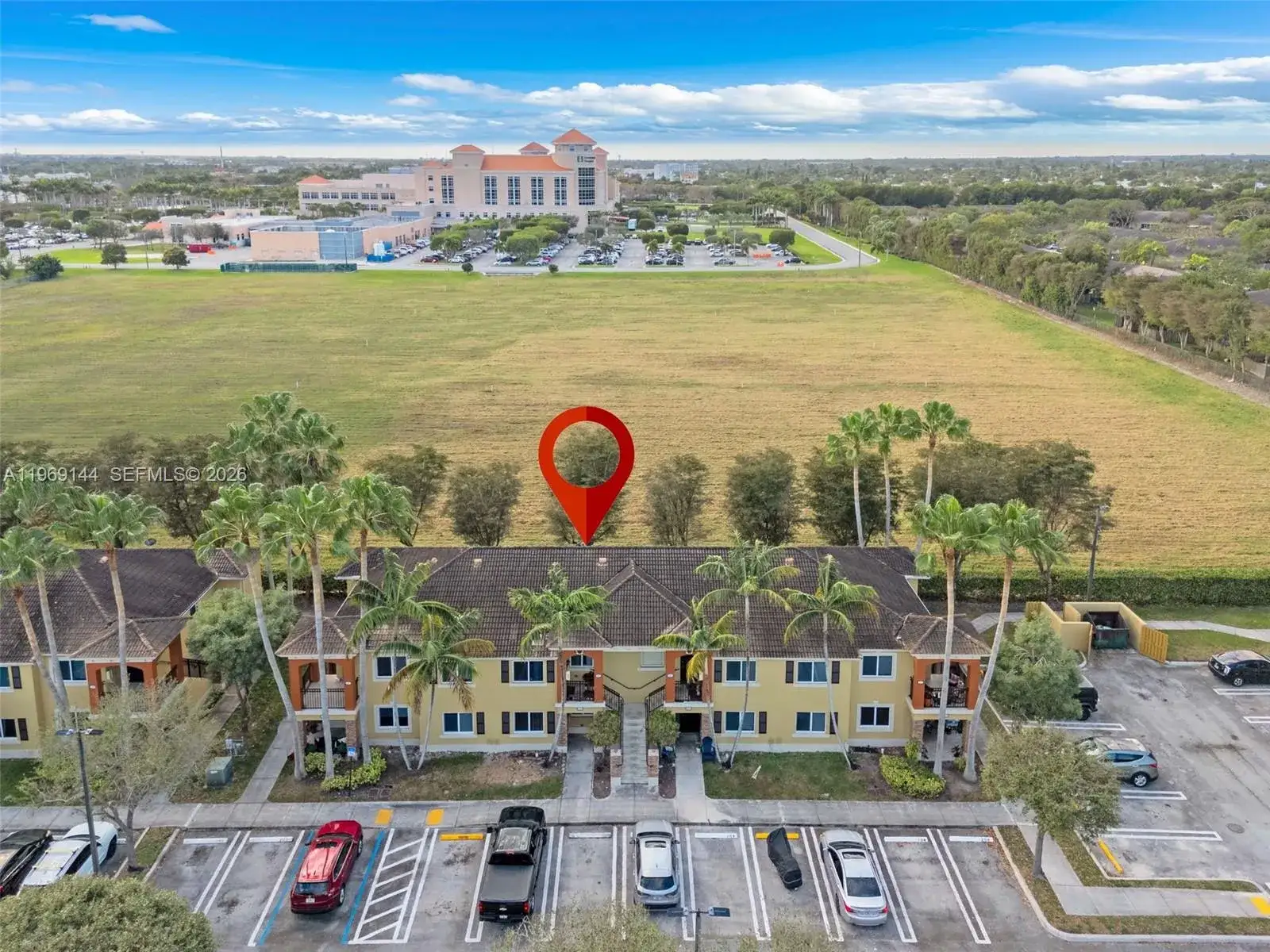 2 bedroom 2 bath Residential for sale at 990 NE 33rd Ter # 102, Homestead FL 33033