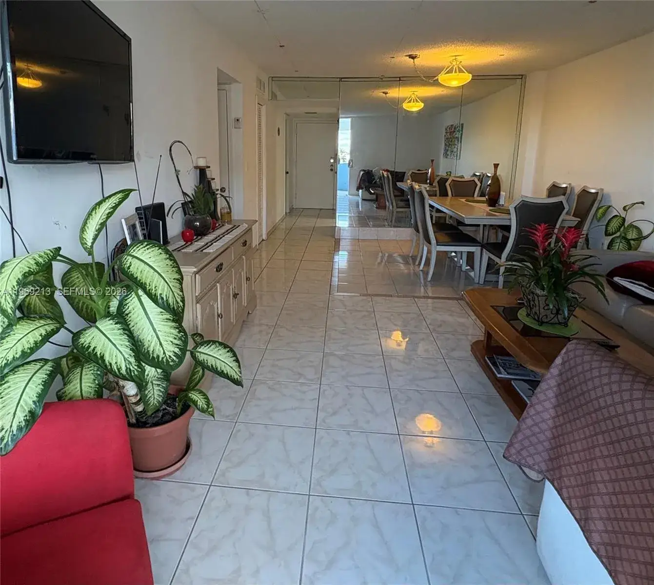 1 bedroom 1 bath Residential Lease for rent at 5050 NW 7th St # 501, Miami FL 33126