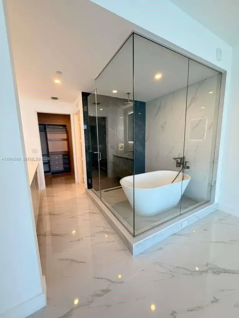 3 bedroom 3 bath Residential Lease for rent at 700 NE 24th st # 1103, Miami FL 33137