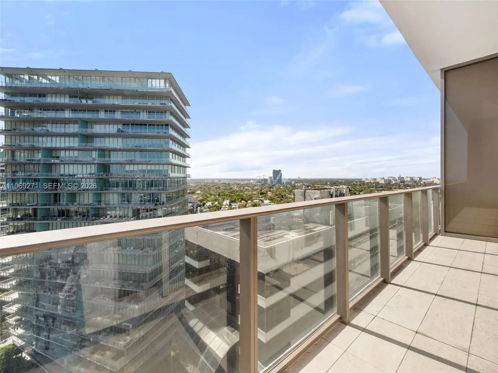 1 bedroom 1 bath Residential for sale at 2655 S Bayshore Dr # 1707, Miami FL 33133